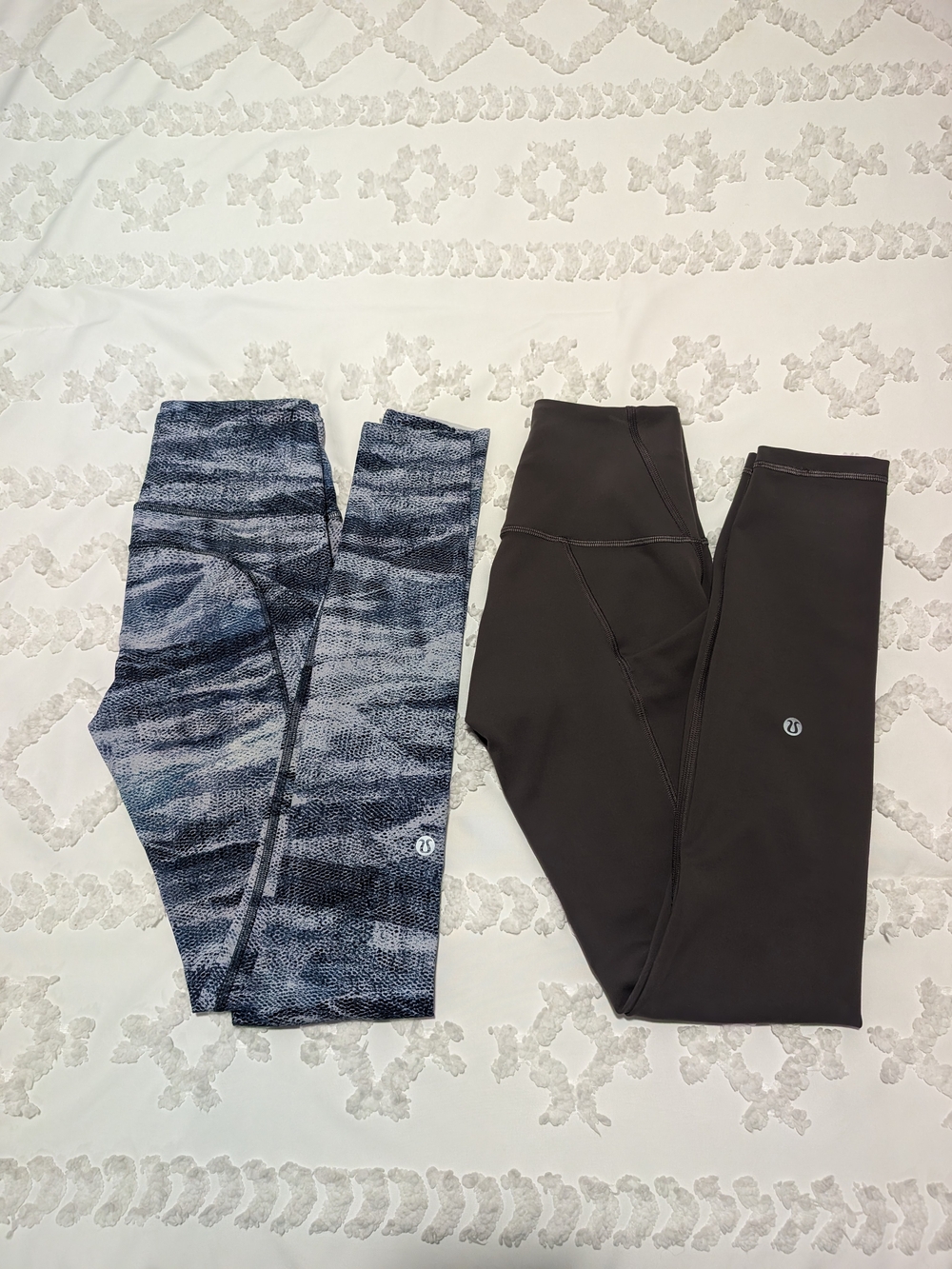 lululemon athletica Women's Blue Patterned & Grey Leggings Duo Size 2 Set Of 2
